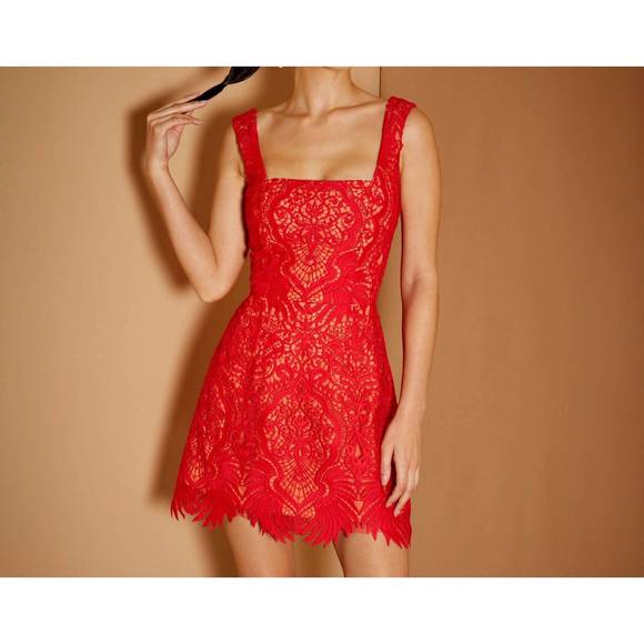NEW HELSI belen dress in red
